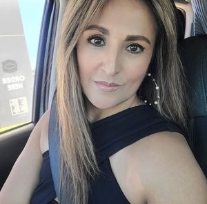 Meet your Posher, Sandra